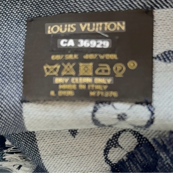LOUIS VUITTON authentic silk/wool shawl NWOT - Picture 8 of 12